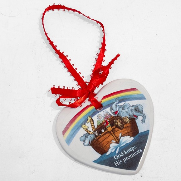 Vintage Other - VTG 80s 90s Heart Shaped Noahs Ark Ornament God Keeps Promises Rainbow Ceramic